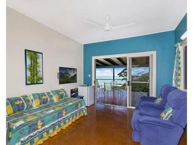 550 Etty Bay Road, Etty Bay QLD 4858