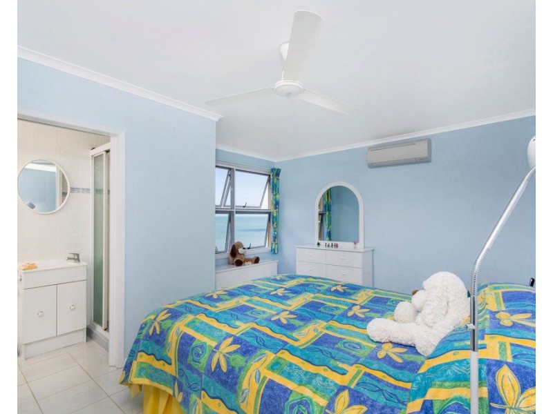 550 Etty Bay Road, Etty Bay QLD 4858