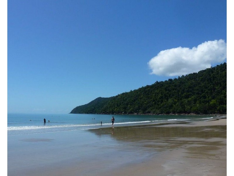 550 Etty Bay Road, Etty Bay QLD 4858