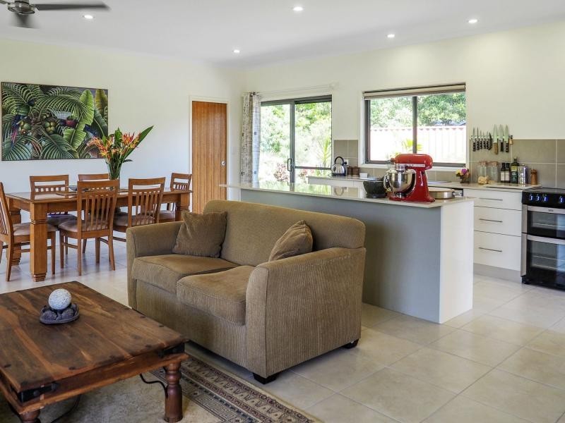 6 Volute Court, Mission Beach QLD 4852