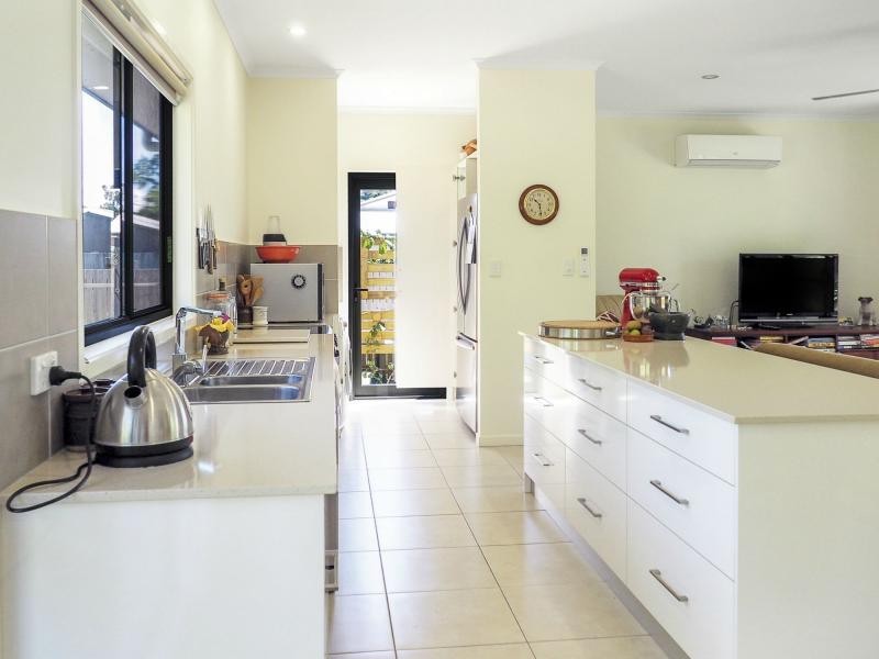 6 Volute Court, Mission Beach QLD 4852