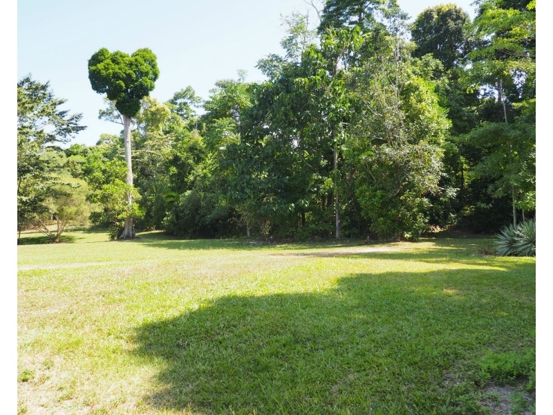 2 Mission Circle, Wongaling Beach QLD 4852