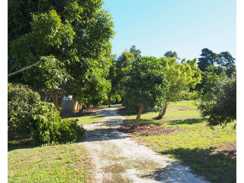 3 Lani Close, Mission Beach QLD 4852