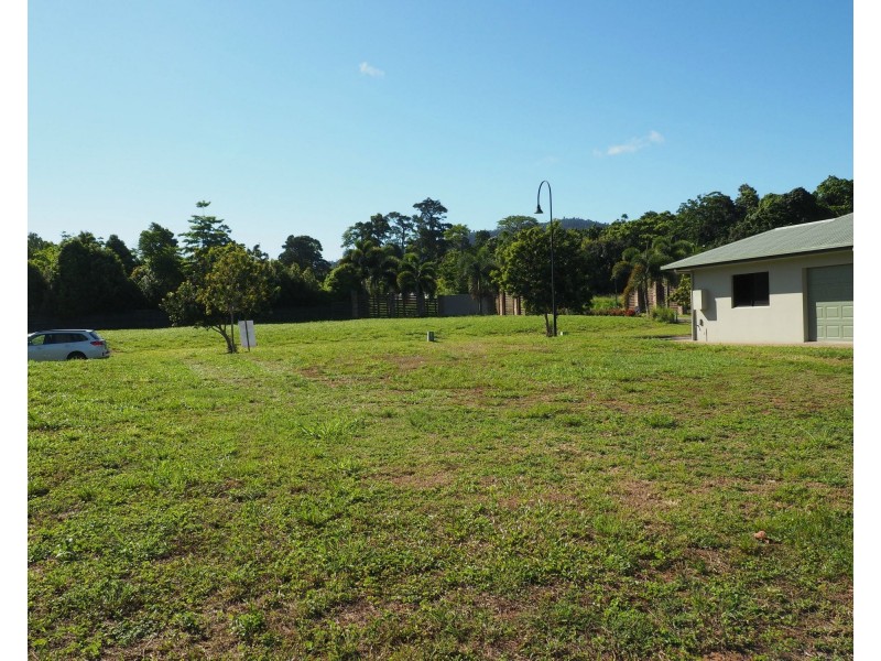 3 Lani Close, Mission Beach QLD 4852