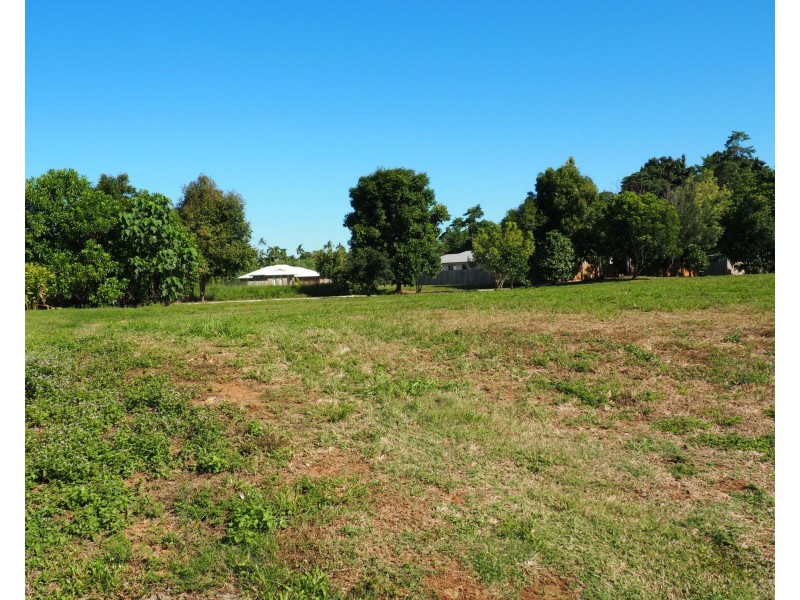 3 Lani Close, Mission Beach QLD 4852