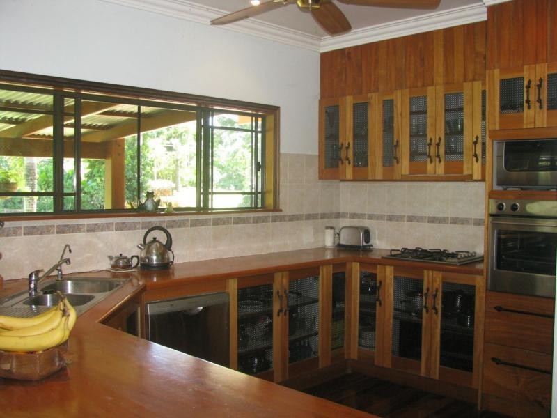 5 Kurrajong Close, Wongaling Beach QLD 4852