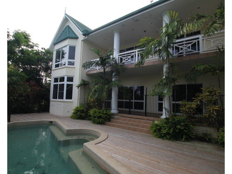 9/23 The Boulevard St, South Mission Beach QLD 4852