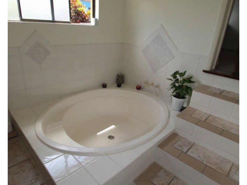 29 Royston Street, El Arish QLD 4855