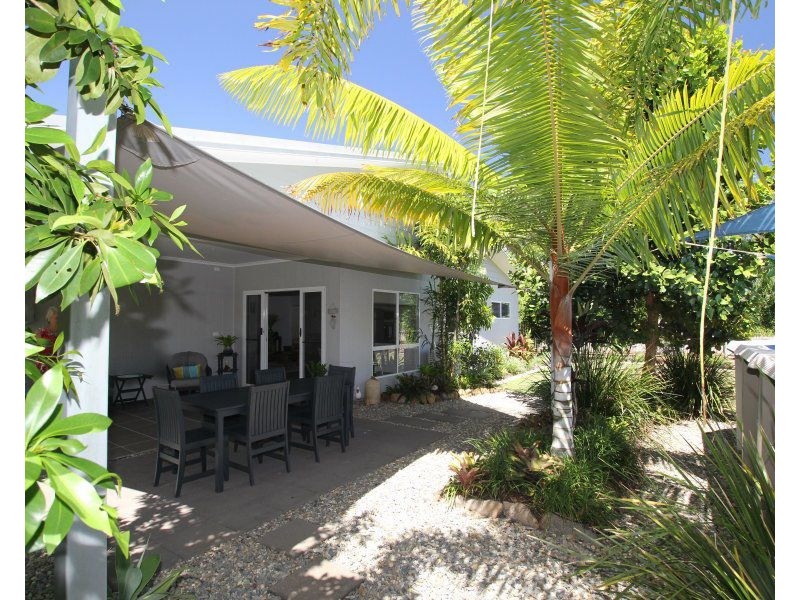 12 Shore Street, Wongaling Beach QLD 4852