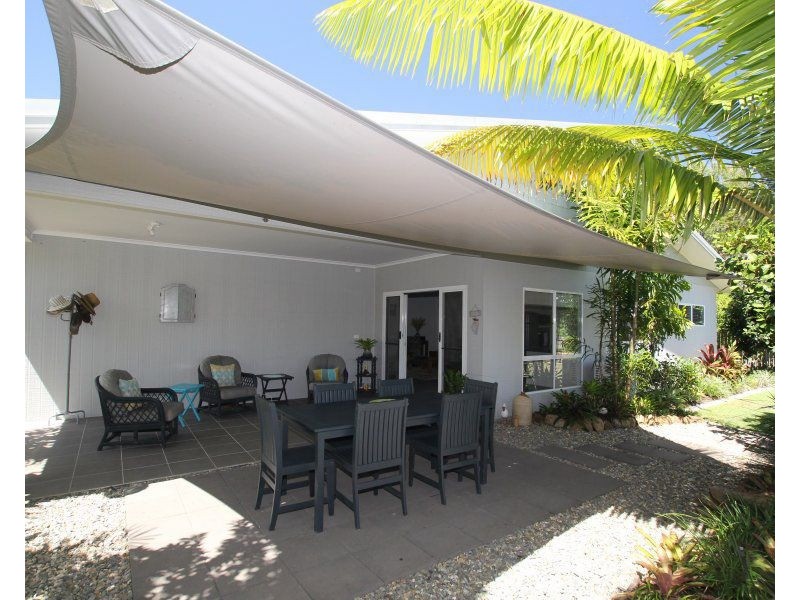 12 Shore Street, Wongaling Beach QLD 4852