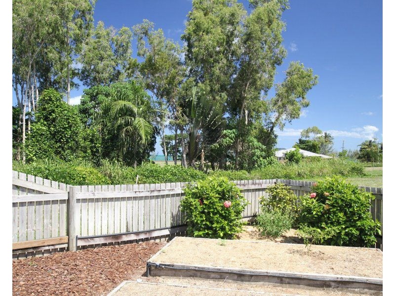 12 Shore Street, Wongaling Beach QLD 4852