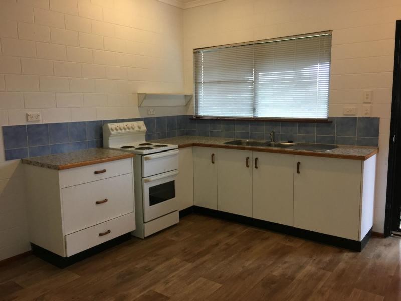 1/12 Giufre Crescent, Wongaling Beach QLD 4852