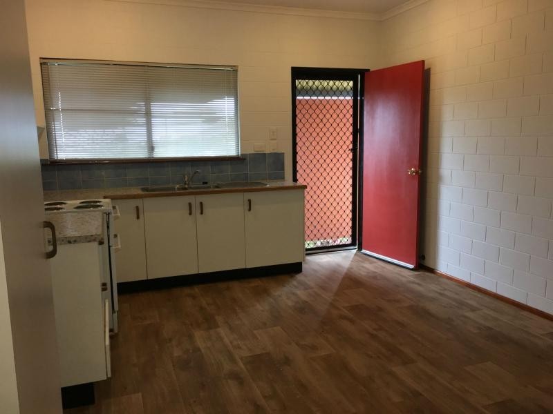 1/12 Giufre Crescent, Wongaling Beach QLD 4852