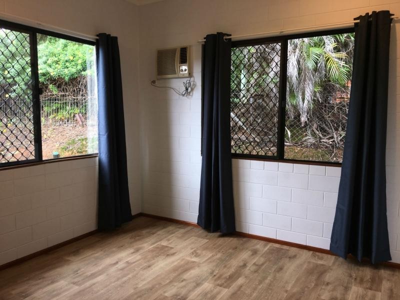 1/12 Giufre Crescent, Wongaling Beach QLD 4852