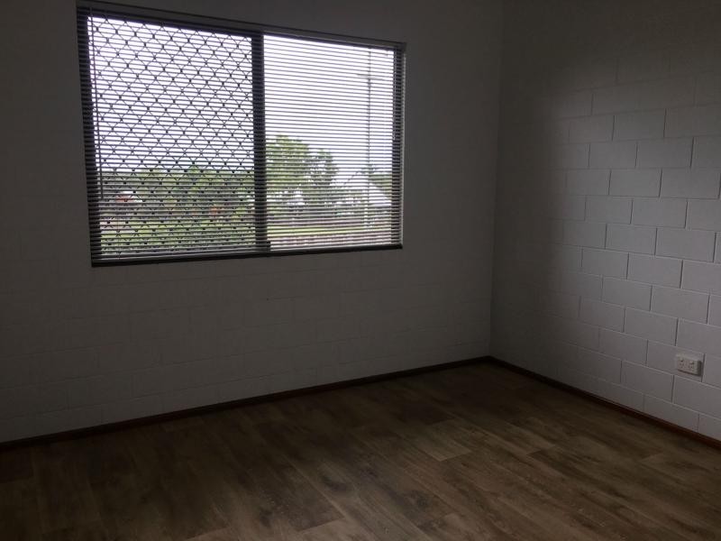 1/12 Giufre Crescent, Wongaling Beach QLD 4852