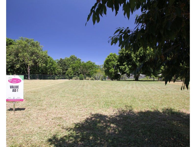 10 Sandy Close, Mission Beach QLD 4852