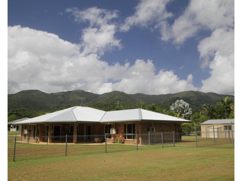 16 Ruby Crescent, Bulgun QLD 4854