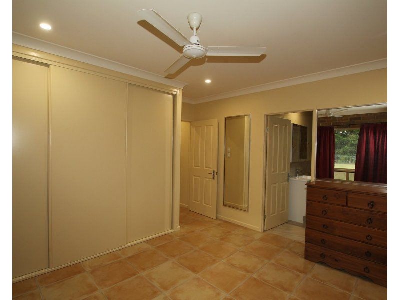 16 Ruby Crescent, Bulgun QLD 4854