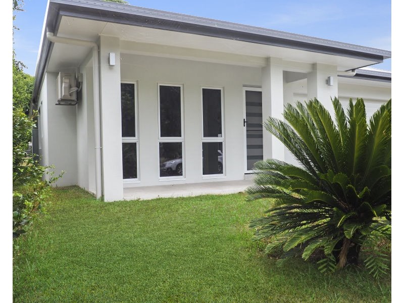 8 Sandpiper Close, Mission Beach QLD 4852