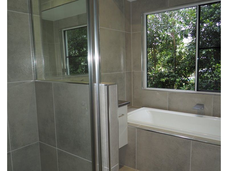 8 Sandpiper Close, Mission Beach QLD 4852