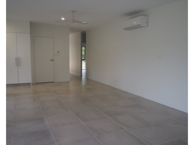 8 Sandpiper Close, Mission Beach QLD 4852