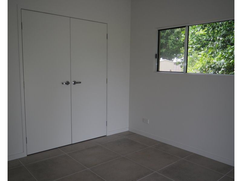 8 Sandpiper Close, Mission Beach QLD 4852
