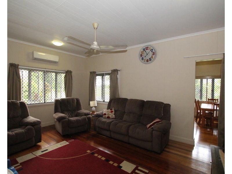 1 Vaughan Street, Tully QLD 4854