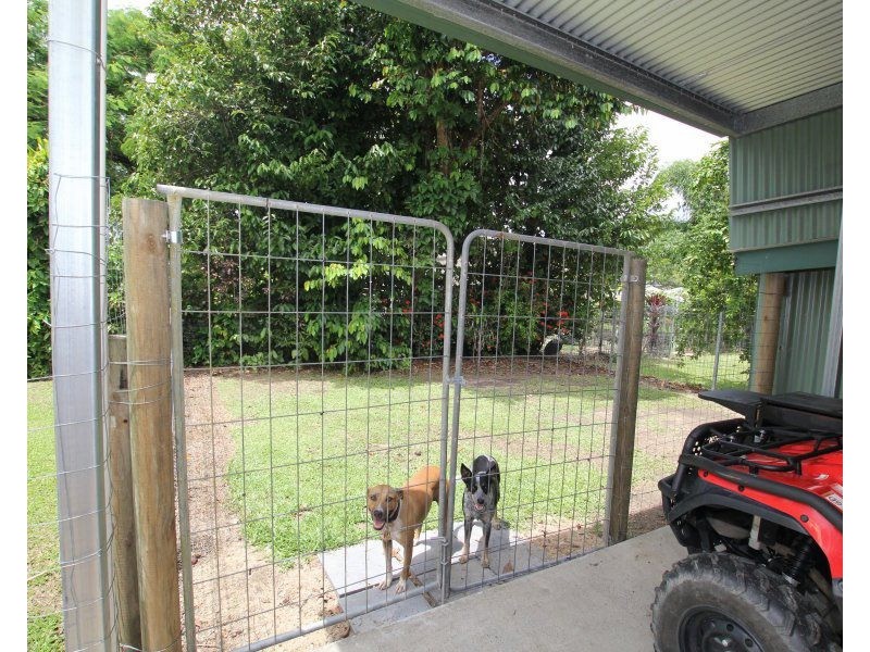 1 Vaughan Street, Tully QLD 4854