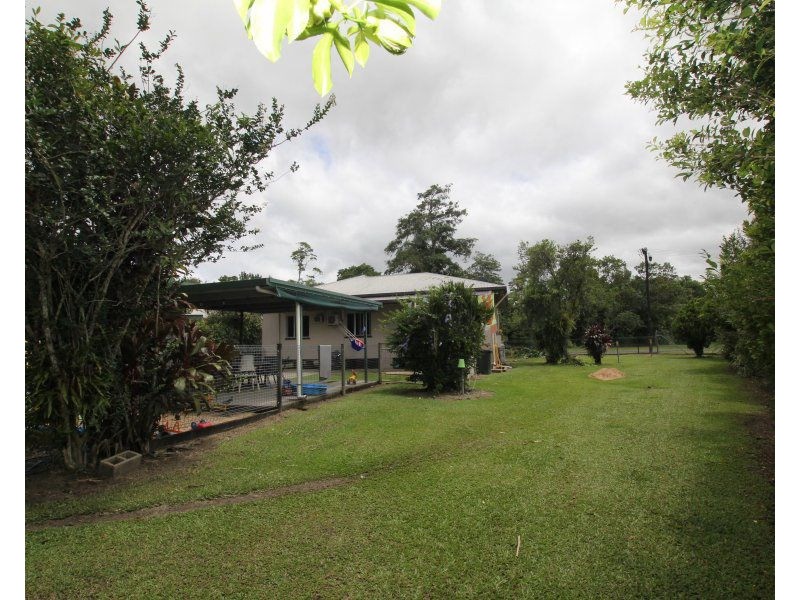 1 Vaughan Street, Tully QLD 4854
