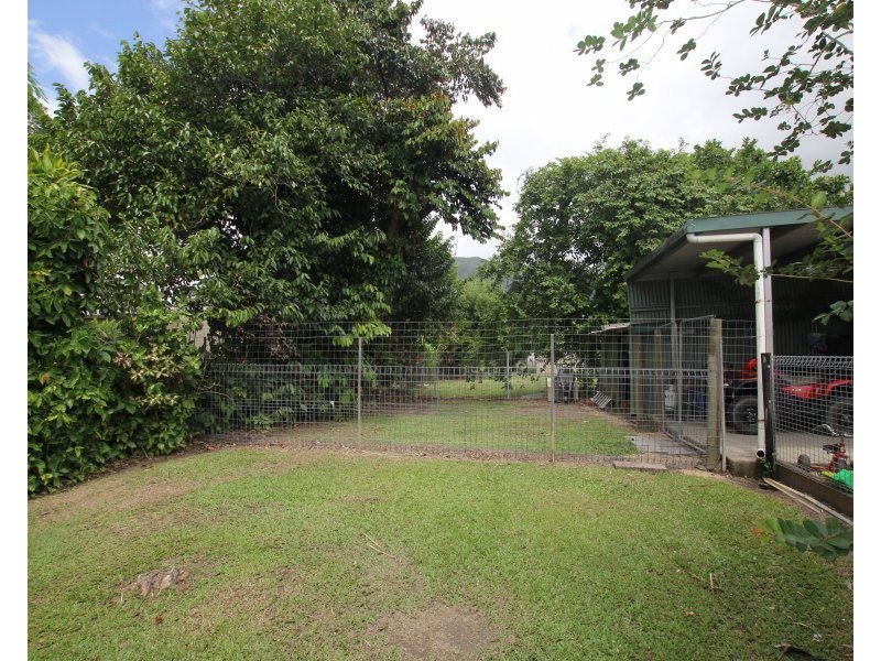 1 Vaughan Street, Tully QLD 4854