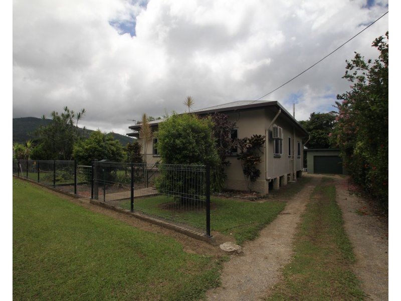 1 Vaughan Street, Tully QLD 4854