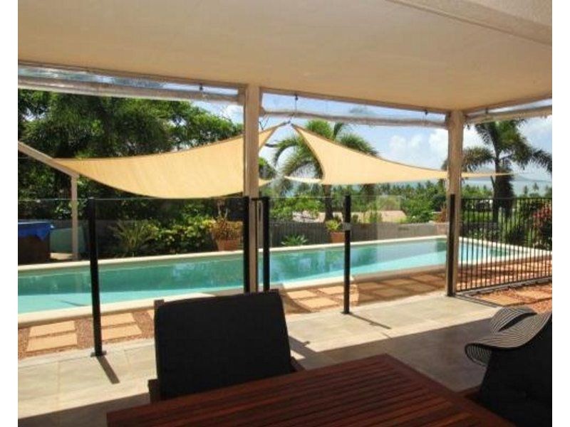 12 Rise Crescent, Mission Beach QLD 4852