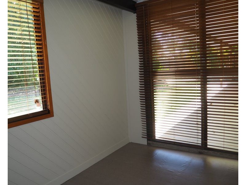 16 Casuarina Crescent, Mission Beach QLD 4852