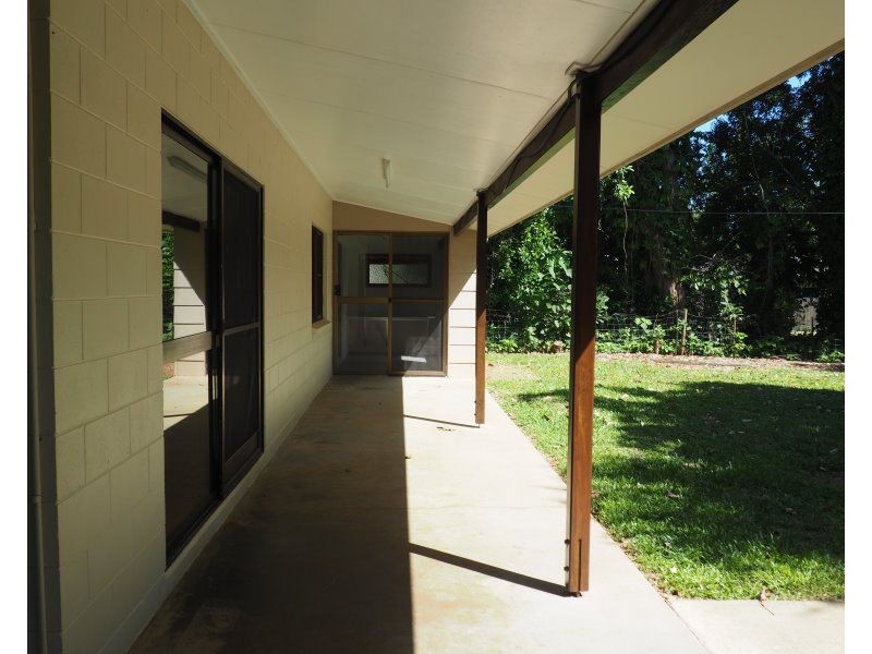 16 Casuarina Crescent, Mission Beach QLD 4852