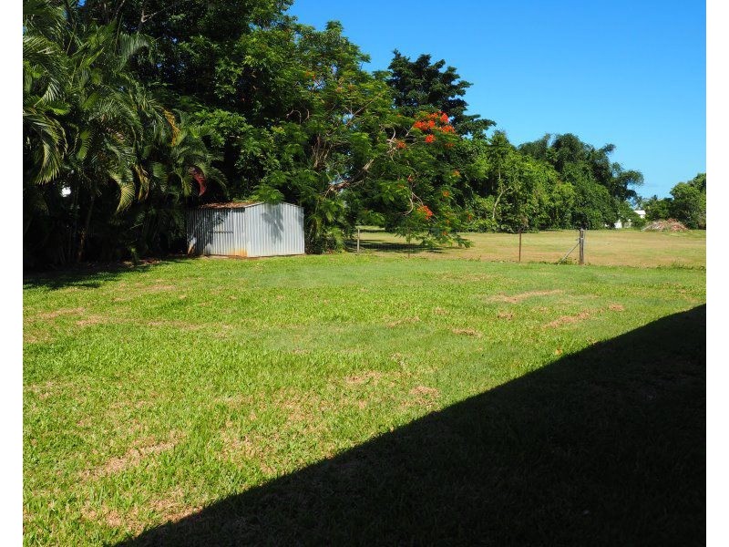 16 Casuarina Crescent, Mission Beach QLD 4852
