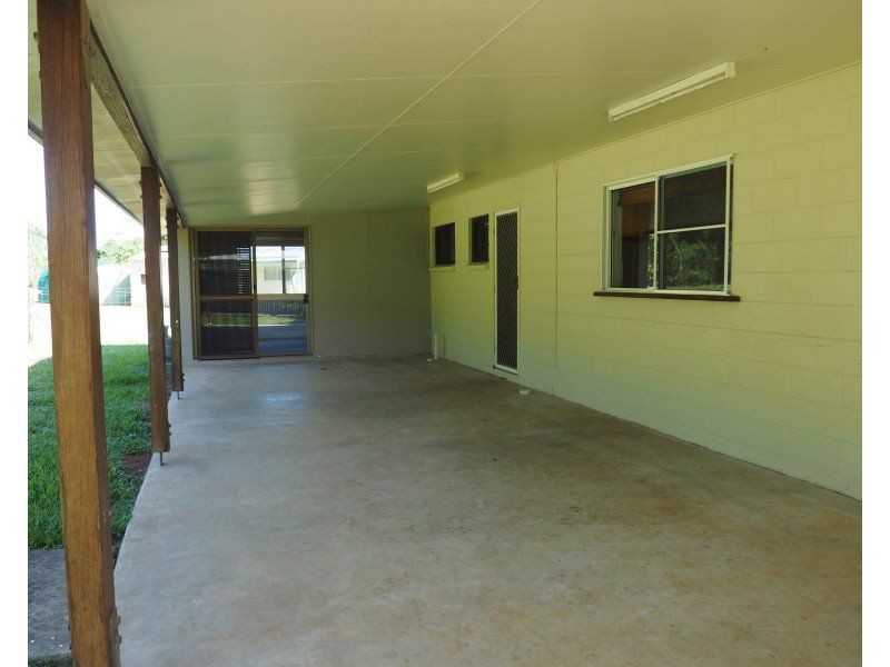 16 Casuarina Crescent, Mission Beach QLD 4852