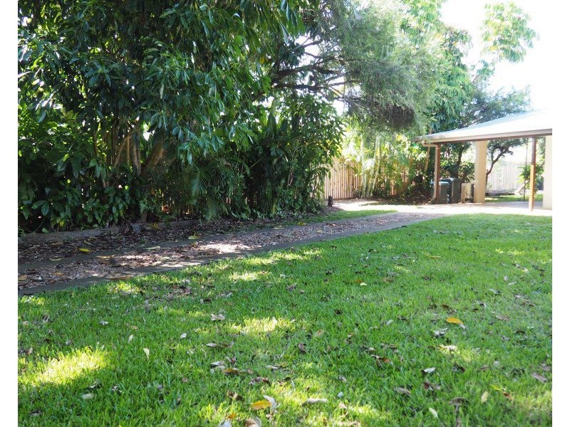 16 Casuarina Crescent, Mission Beach QLD 4852
