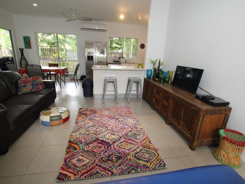 2/20 Seaview Street, Mission Beach QLD 4852