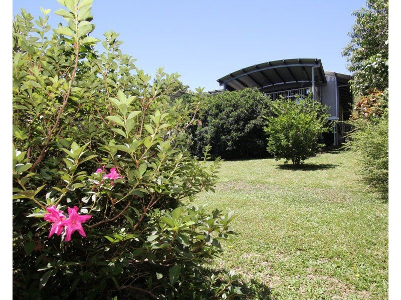 47 Cutten Street, Bingil Bay QLD 4852