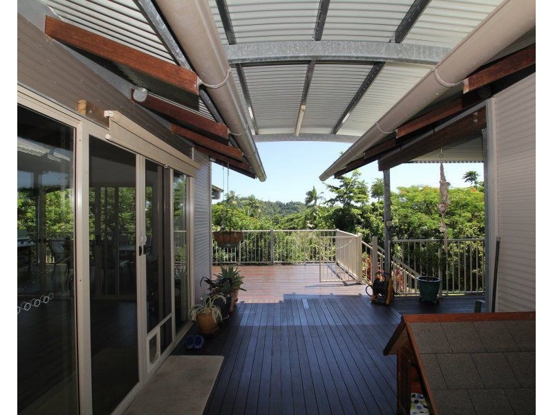 47 Cutten Street, Bingil Bay QLD 4852