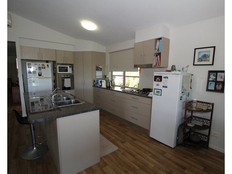 47 Cutten Street, Bingil Bay QLD 4852