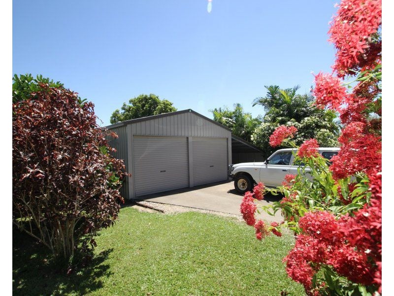 47 Cutten Street, Bingil Bay QLD 4852