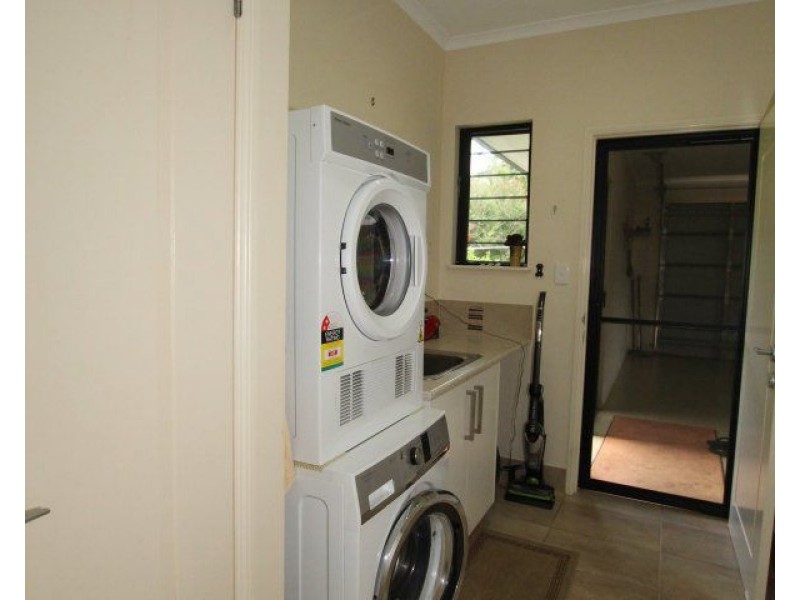 1 Riverside Terrace, South Mission Beach QLD 4852
