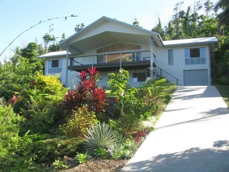 19 The Boulevard, South Mission Beach QLD 4852