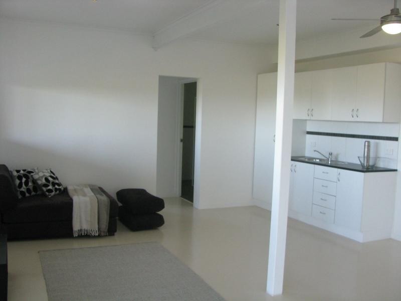 19 The Boulevard, South Mission Beach QLD 4852