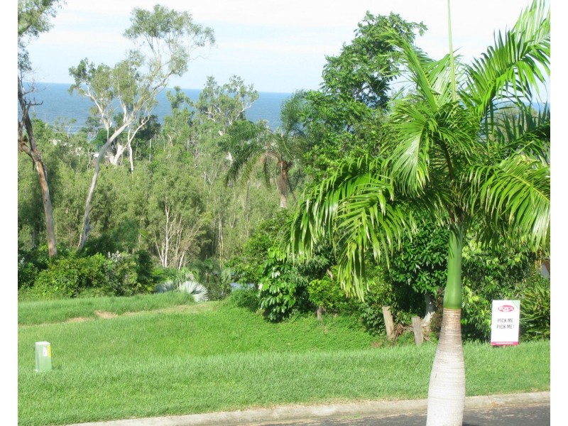 27 Dunkalli Crescent, Wongaling Beach QLD 4852
