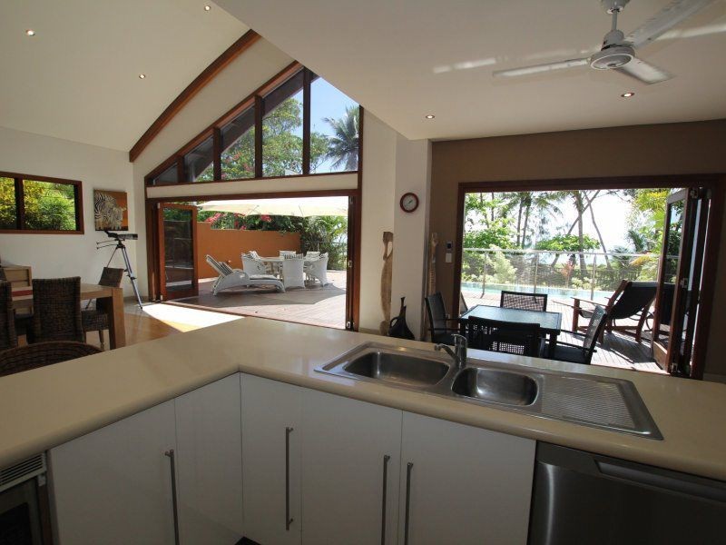 34 Reid Road, Wongaling Beach QLD 4852