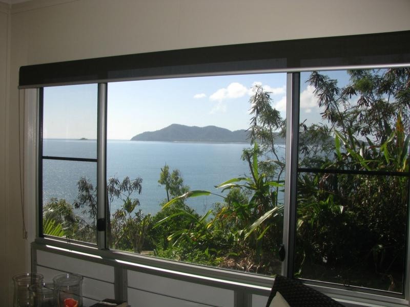 15 Mitchell Street, South Mission Beach QLD 4852