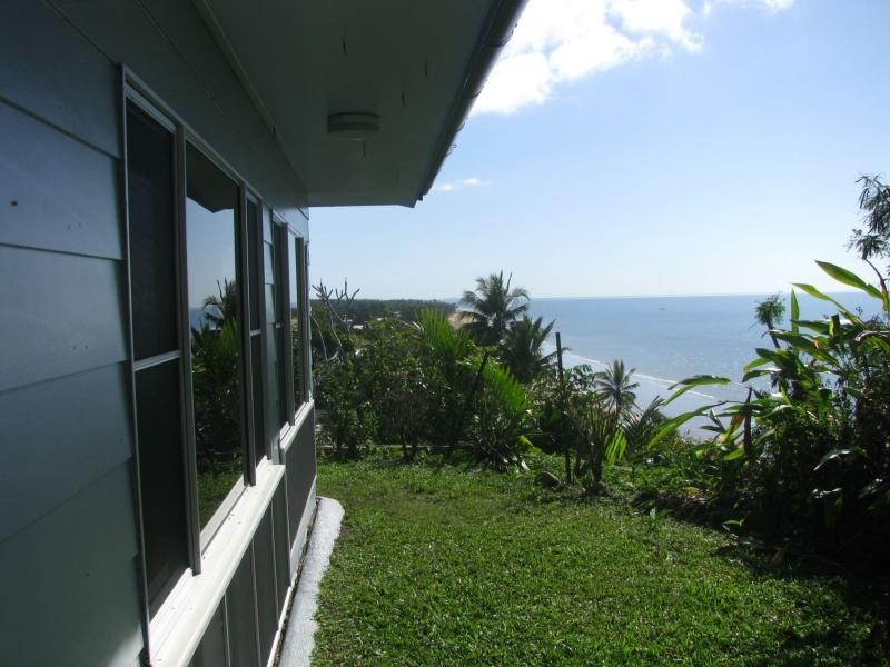 15 Mitchell Street, South Mission Beach QLD 4852