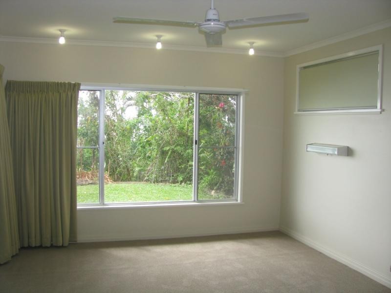 15 Mitchell Street, South Mission Beach QLD 4852